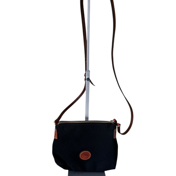 Dooney & Bourke Handbags - Dooney & Bourke Black Crossbody Bag with Adjustable Strap